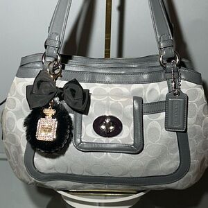Coach Gray and Silver Satchel ⭐️excellent condition!
